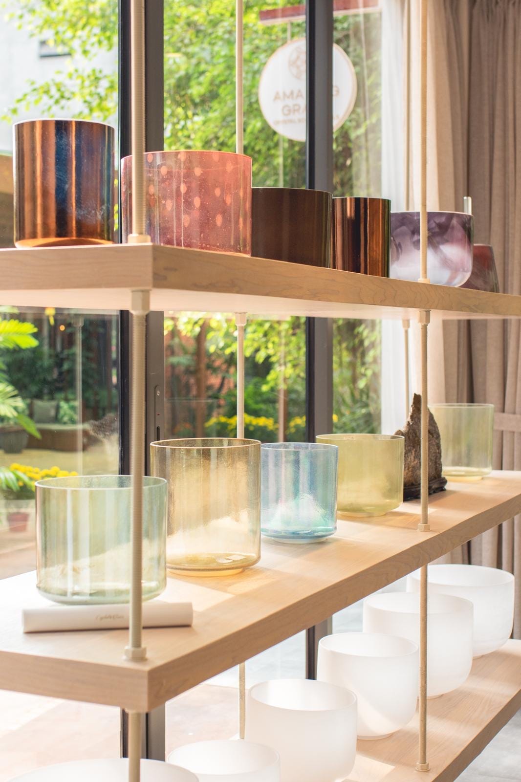 Sound Healing, Siem Reap, Cambodia: Experience crystal singing bowls at Amazing Grace for calming and restorative healing.